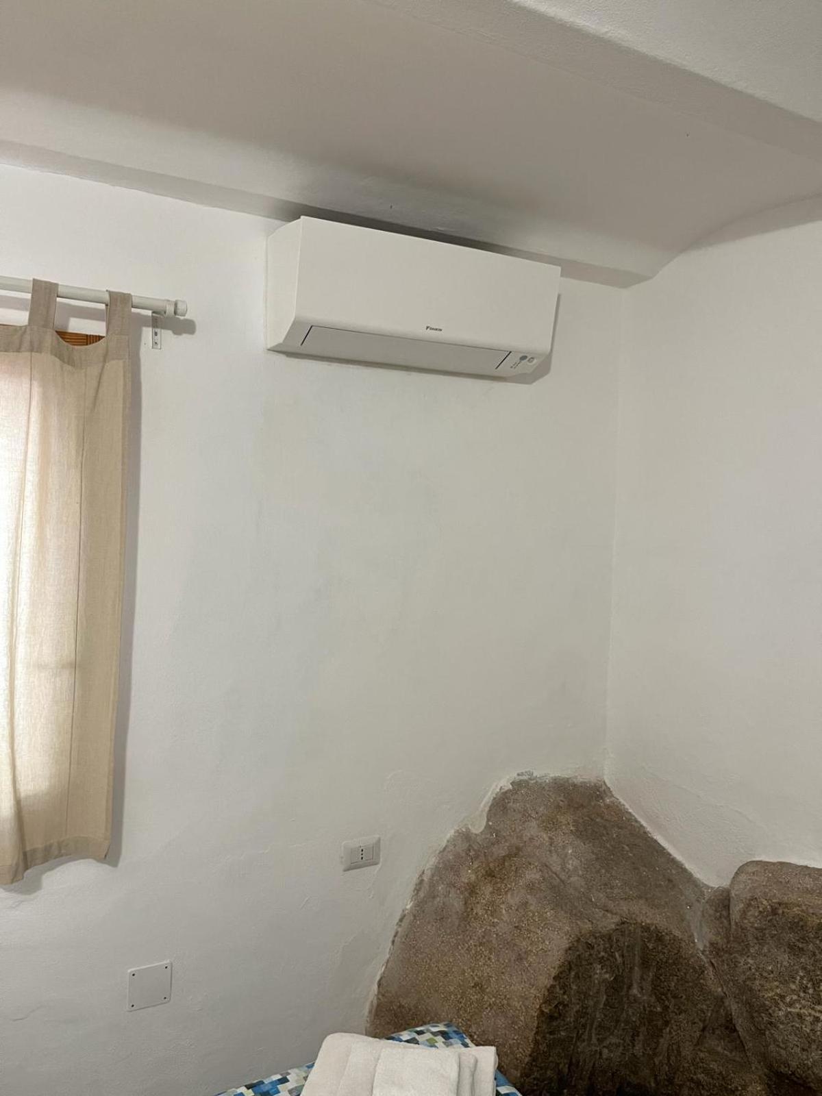 Villa Carlotta La Maddalena Λα Μανταλένα Εξωτερικό φωτογραφία