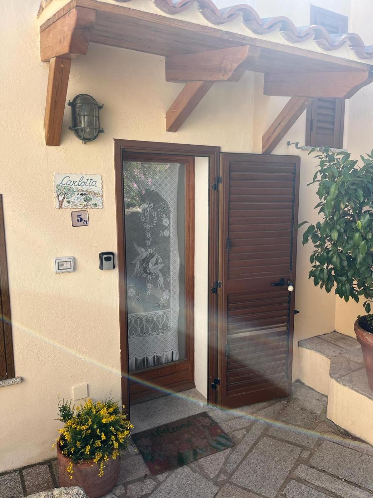 Villa Carlotta La Maddalena Λα Μανταλένα Εξωτερικό φωτογραφία